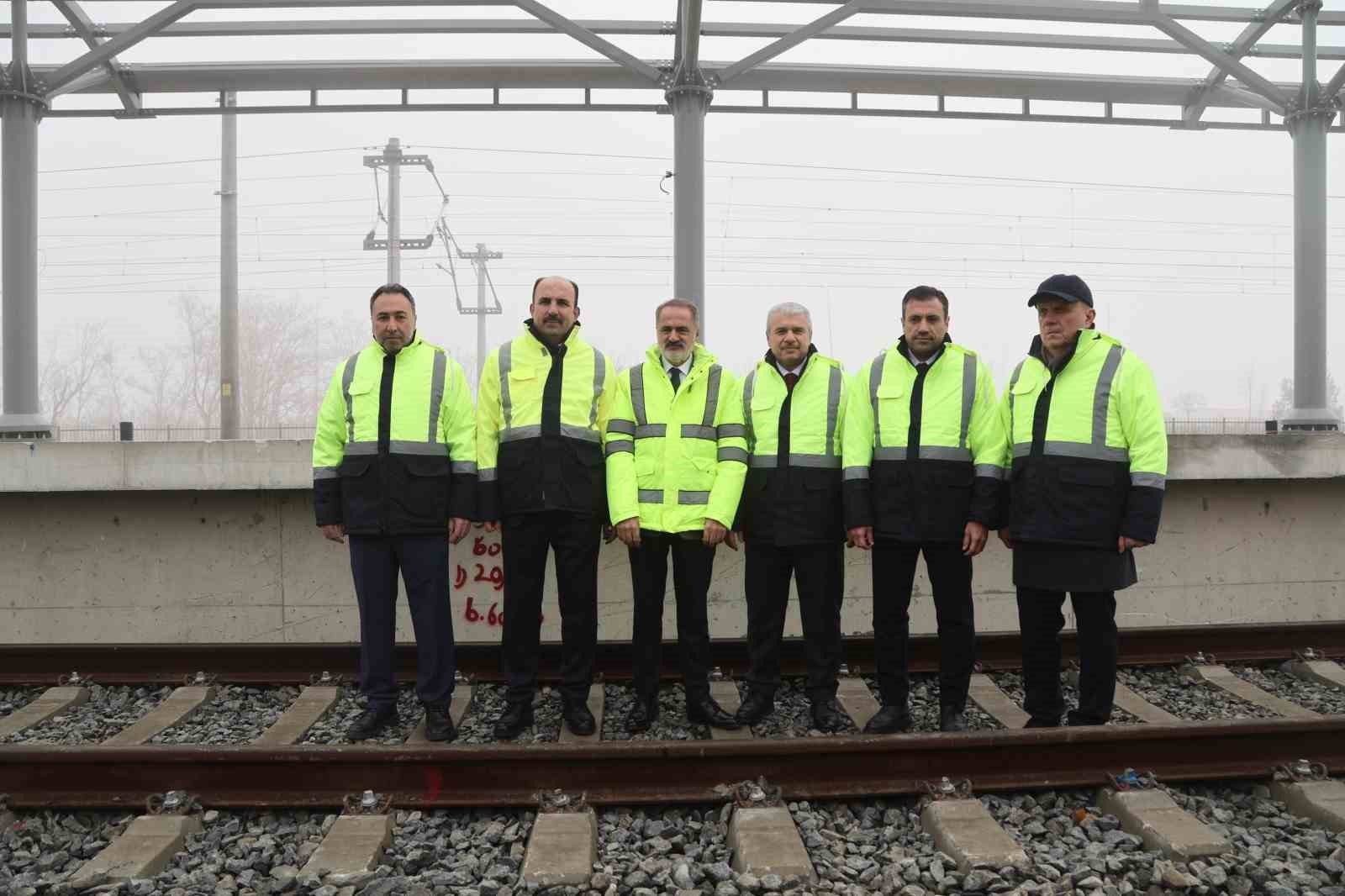 KONYARAY Banliyö Hattı’nda ray birleştirme kaynak programı yapıldı
