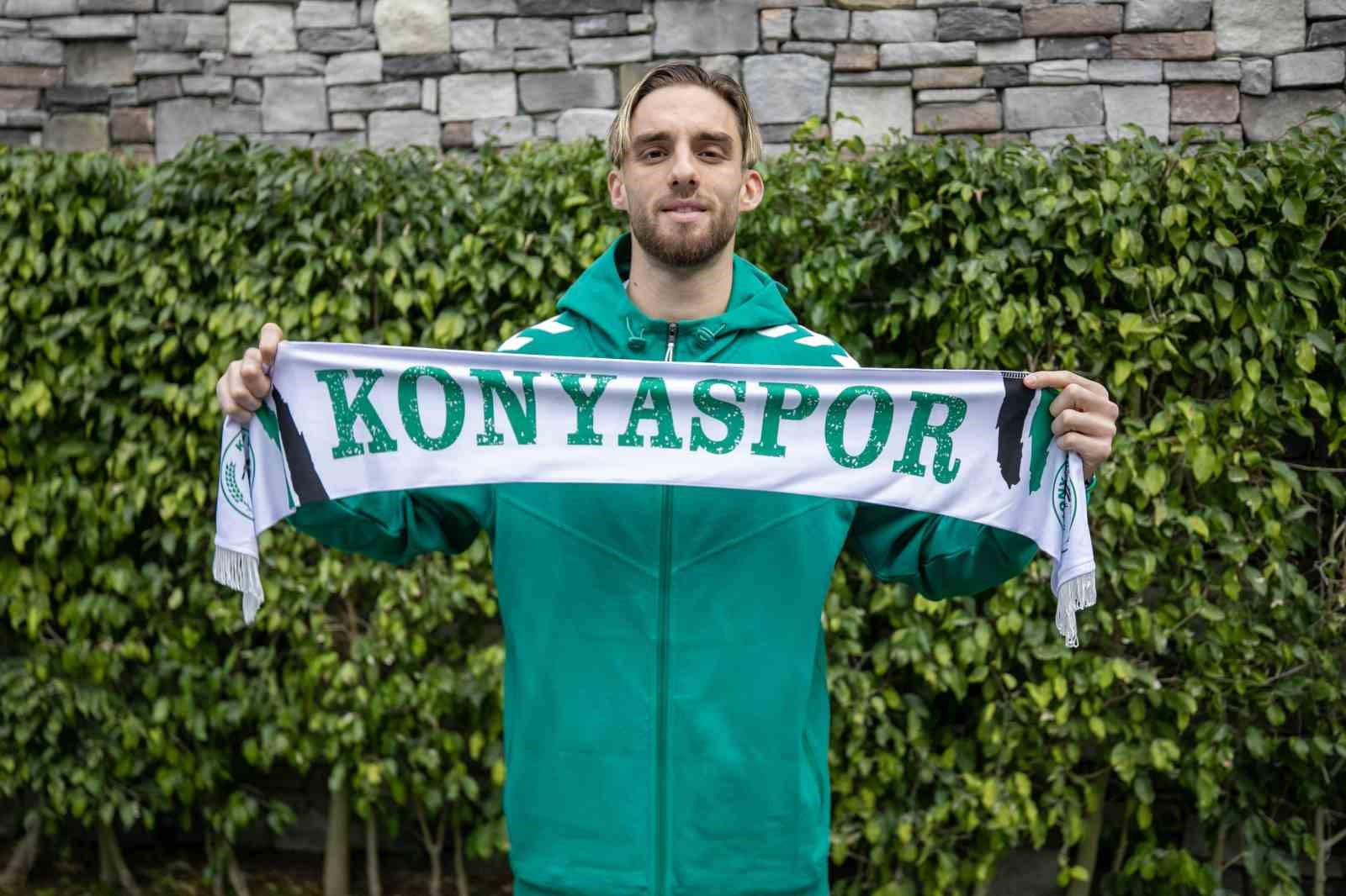 Konyaspor, Berkan Kutlu ile sözleşme imzaladı
