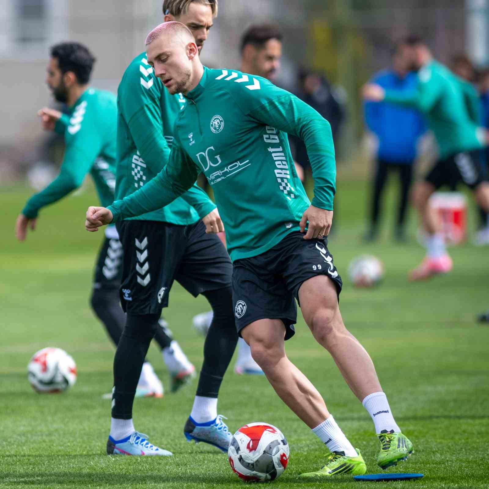 Konyaspor, Galatasaray maçı hazırlıklarına devam etti
