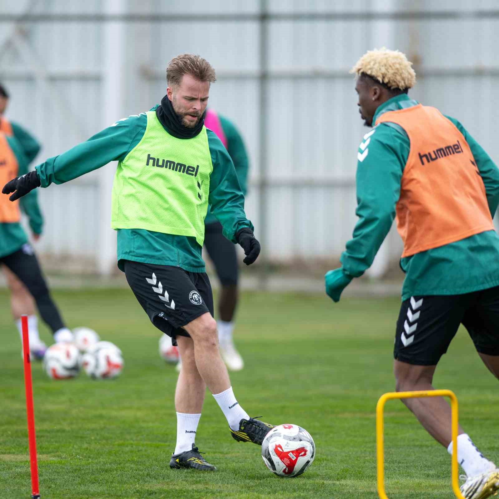 Konyaspor, Galatasaray maçı hazırlıklarını sürdürdü
