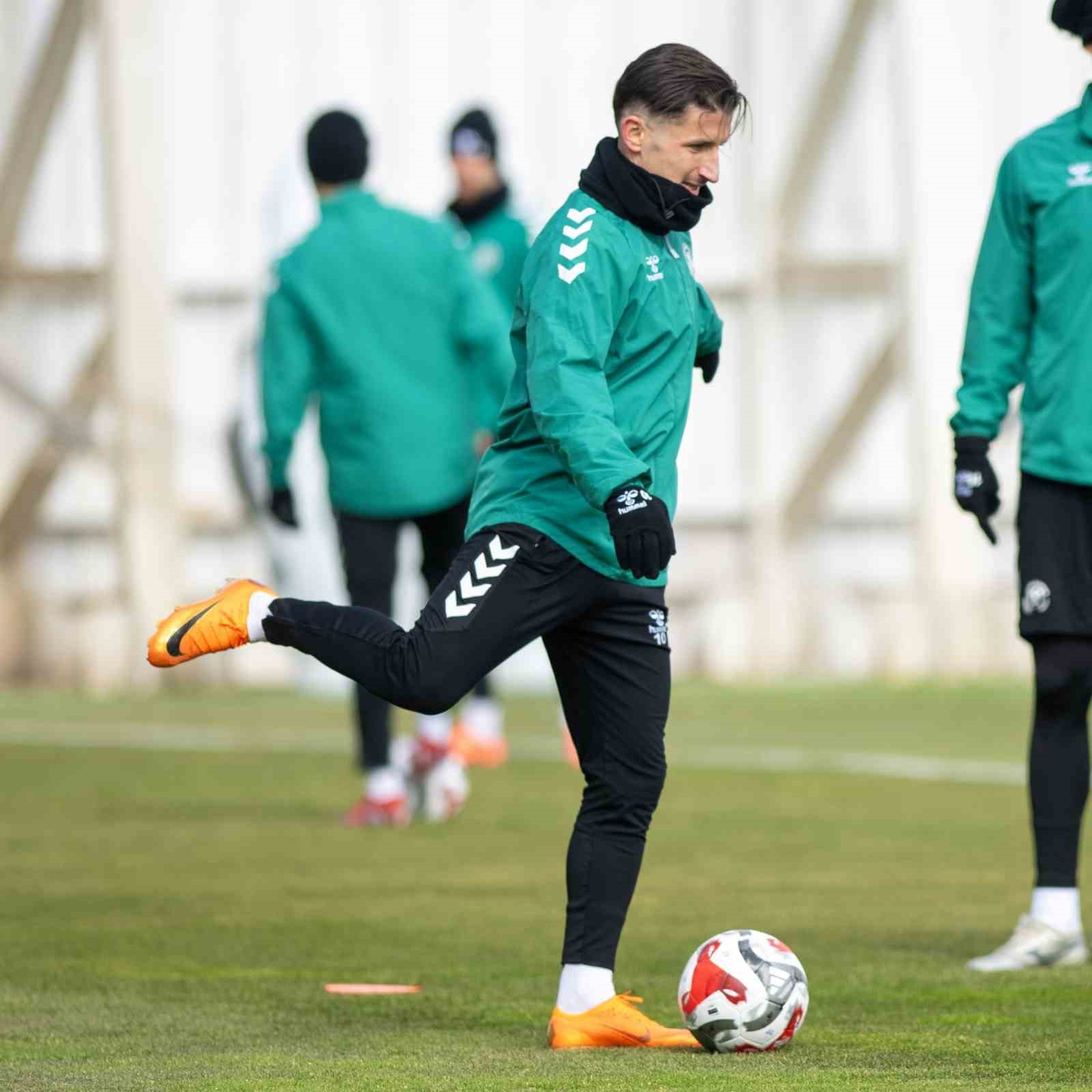 Konyaspor, Gaziantep FK maçının hazırlıklarını tamamladı
