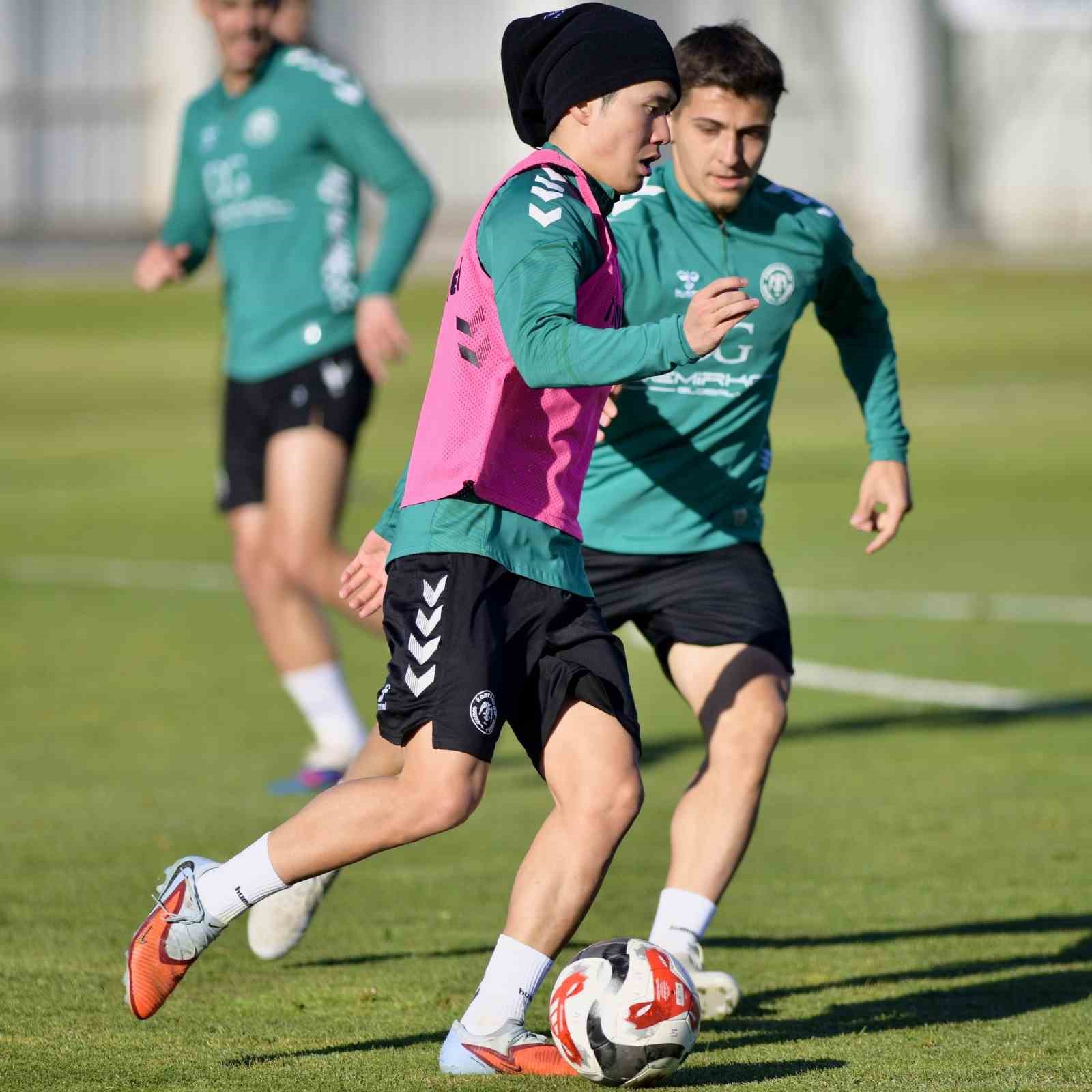 Konyaspor, Kocaelispor maçı hazırlıklarına başladı
