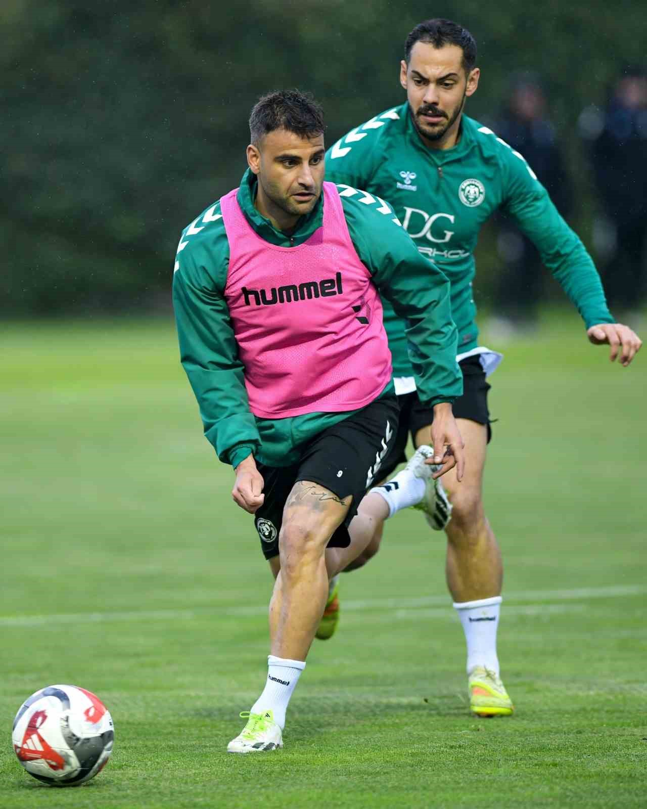 Konyaspor, Trabzonspor maçı hazırlıklarına başladı
