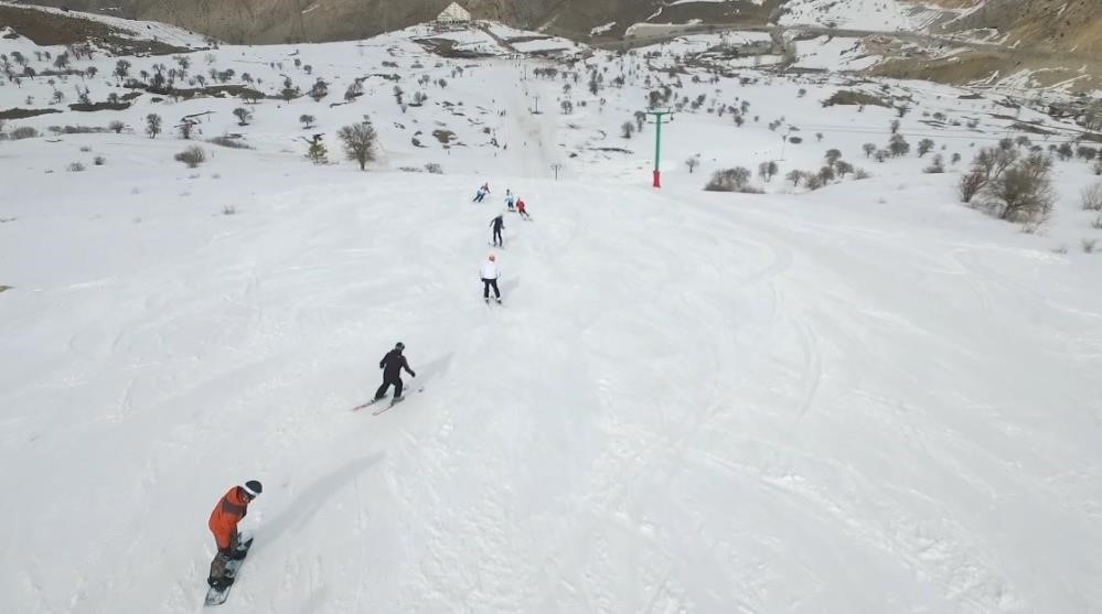 Kop Kayak Merkezi’nde kayak sezonu yarın başlıyor
Kop Kayak Merkezi’nde kayak sezonu yarın başlıyor