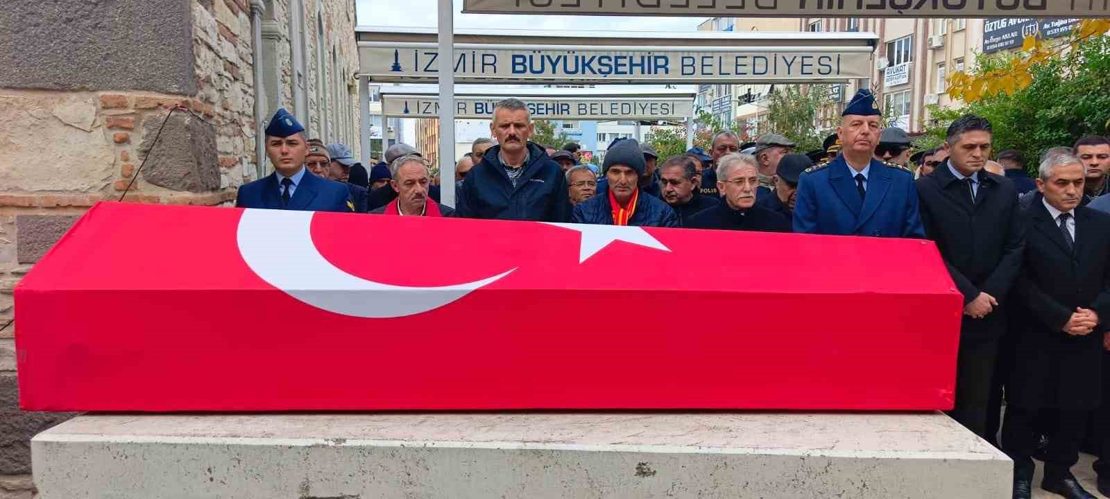 Kore Gazisi Ahmet Orhan Gülez son yolculuğuna uğurlandı
