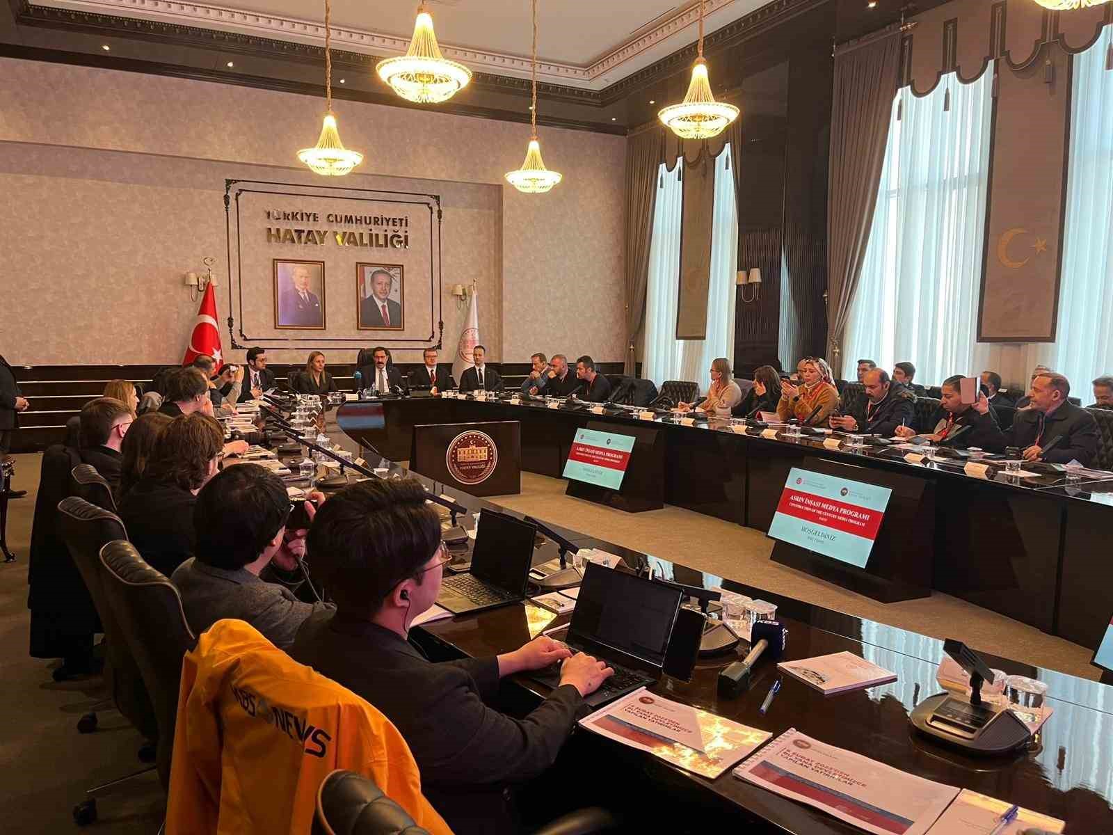 Koreli basın mensubundan depremin yıktığı Hatay’daki çalışmalara övgü dolu sözler
