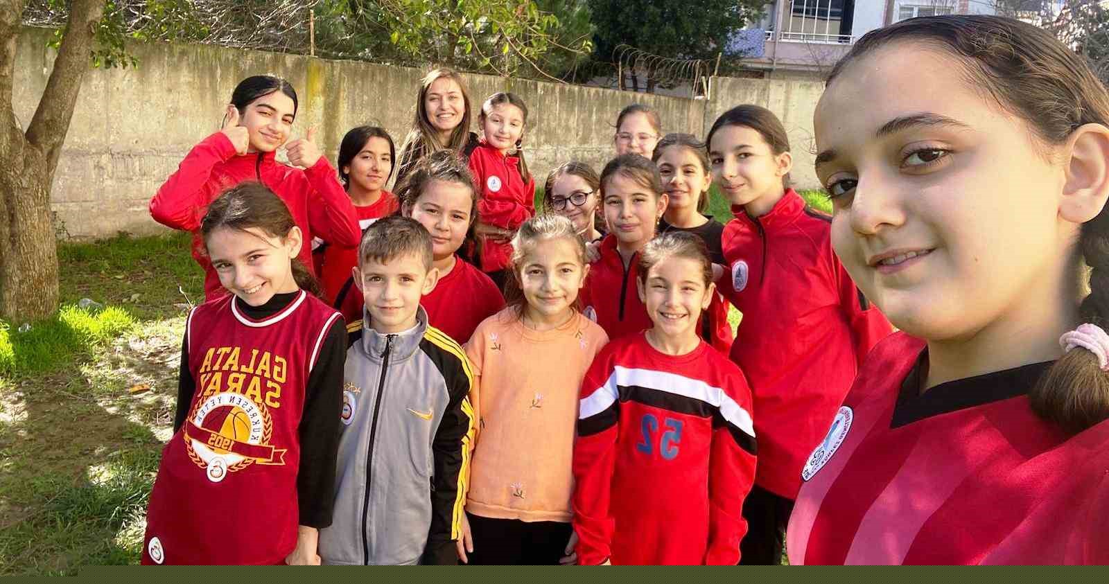 Körfez’de çocuklar spor akademisinde yeteneklerini keşfediyor
