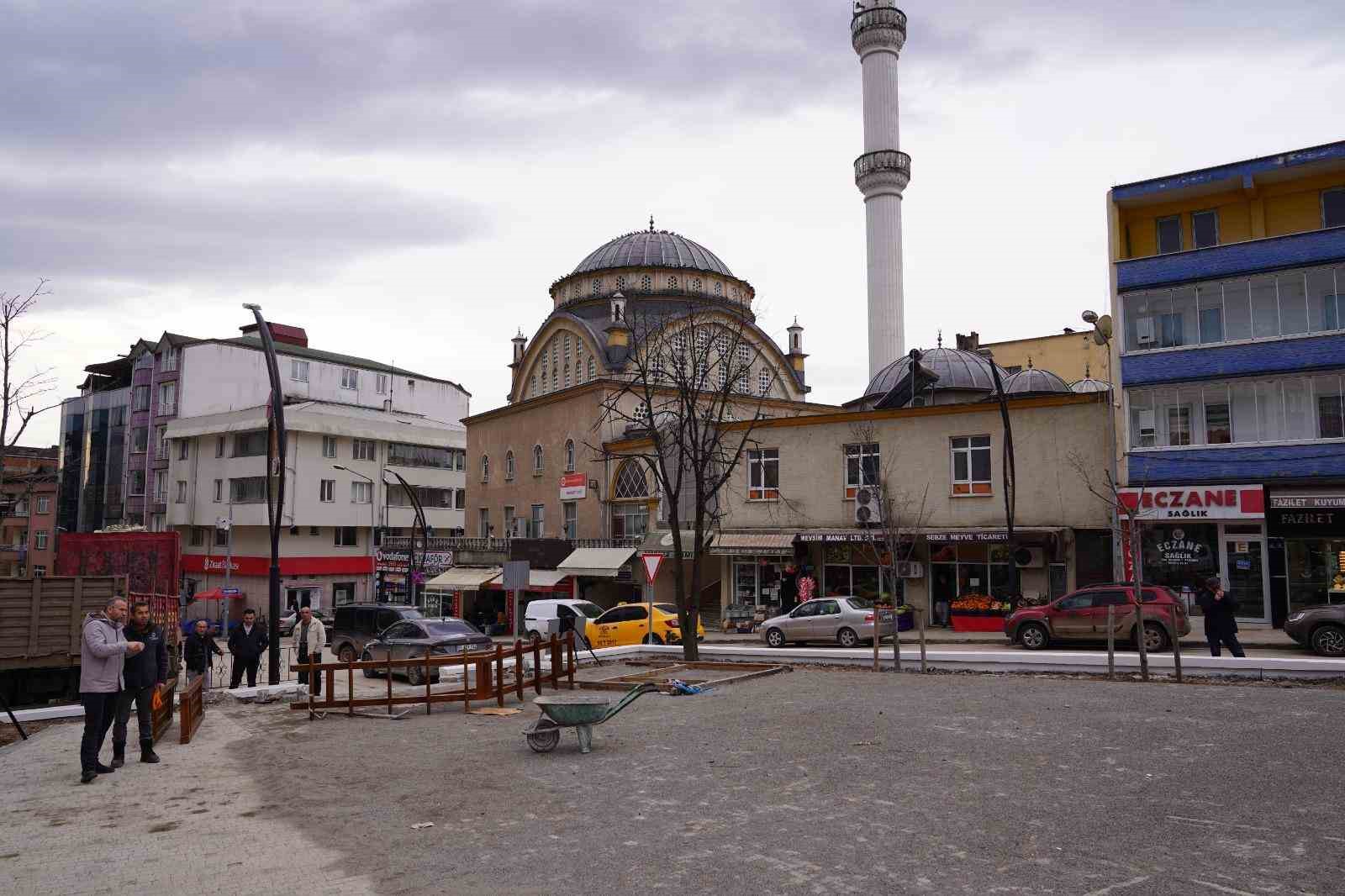 Korgan’da meydan projesi devam ediyor
