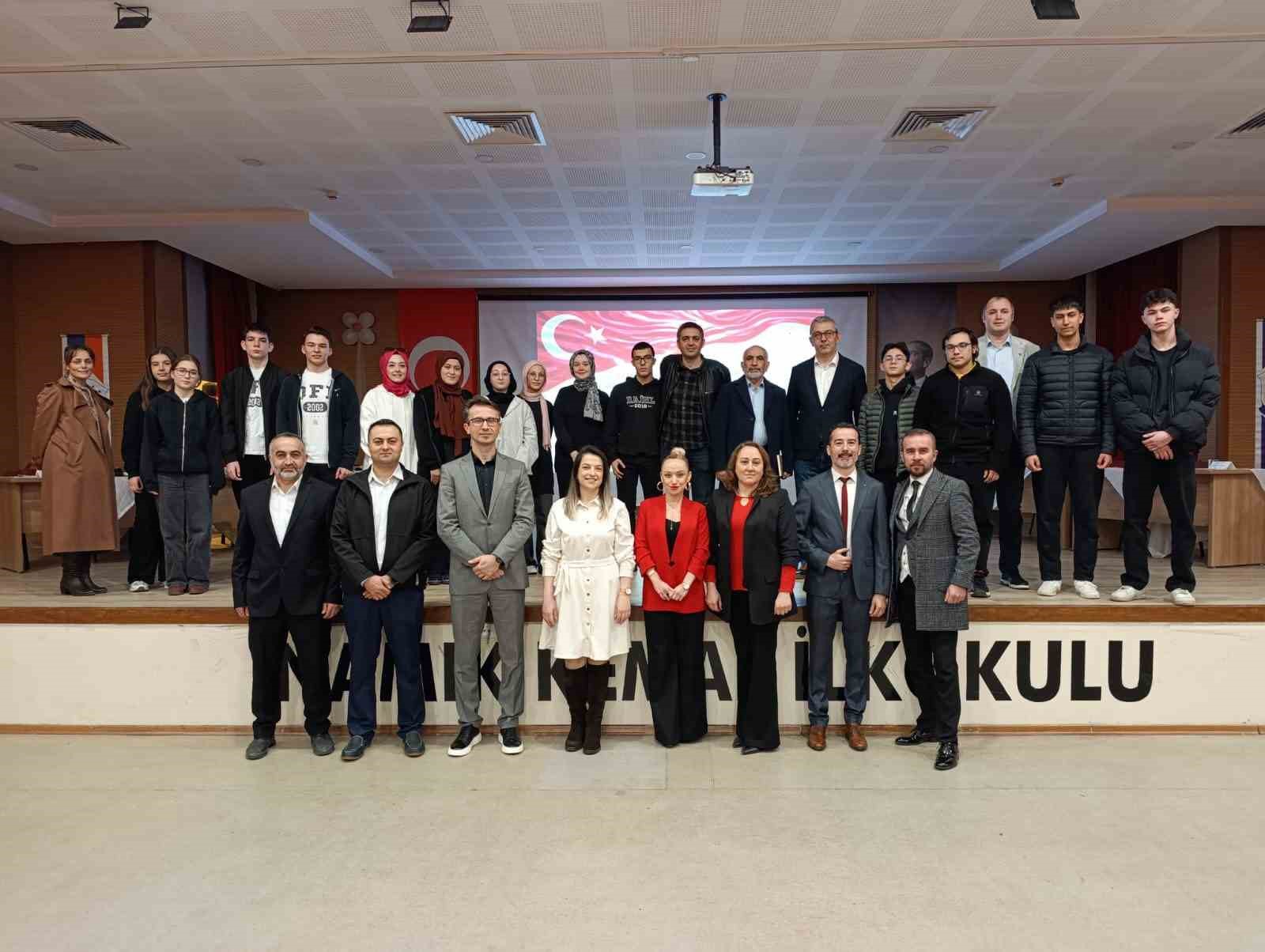 Korkma gençliğin ruhu burada bilgi yarışması yapıldı
