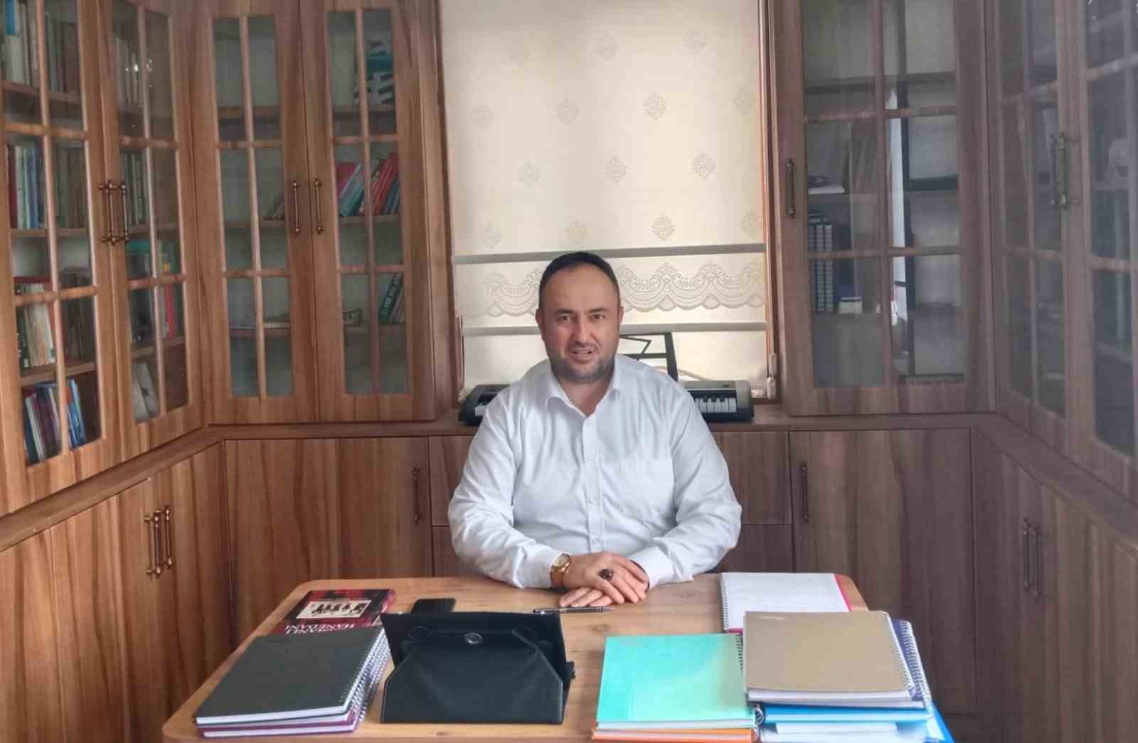 Köse’den Manisa Kalesi için çağrı: "Geç kalınmadan koruma altına alınmalı"
Köse’den Manisa Kalesi için çağrı: "Geç kalınmadan koruma altına alınmalı"