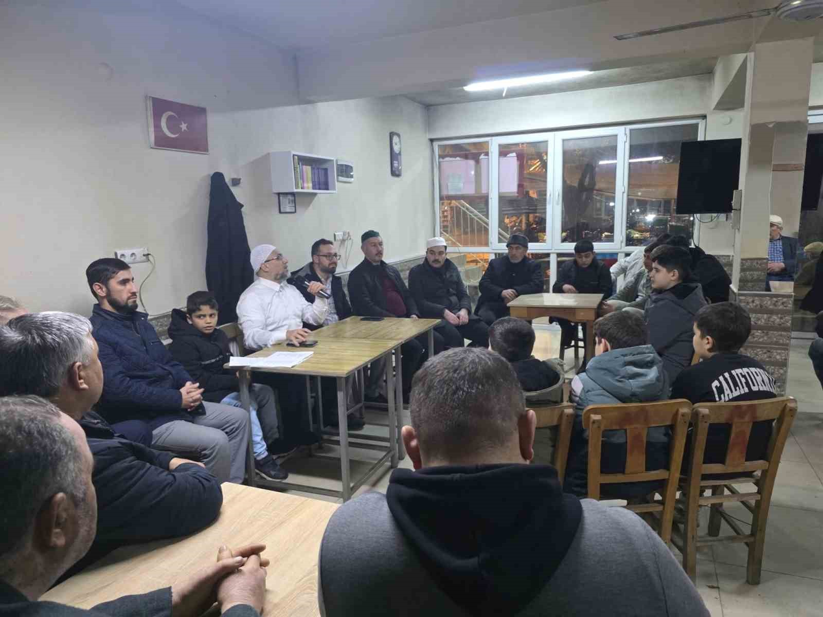 Köşk Başçayır’da maneviyat dolu gece
