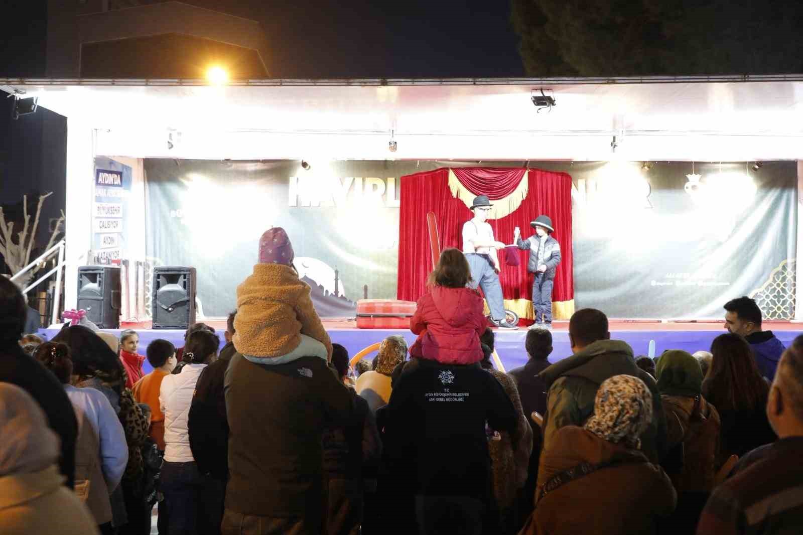 Köşklü çocuklar Büyükşehir’in Ramazan şenliğinde eğlendi
