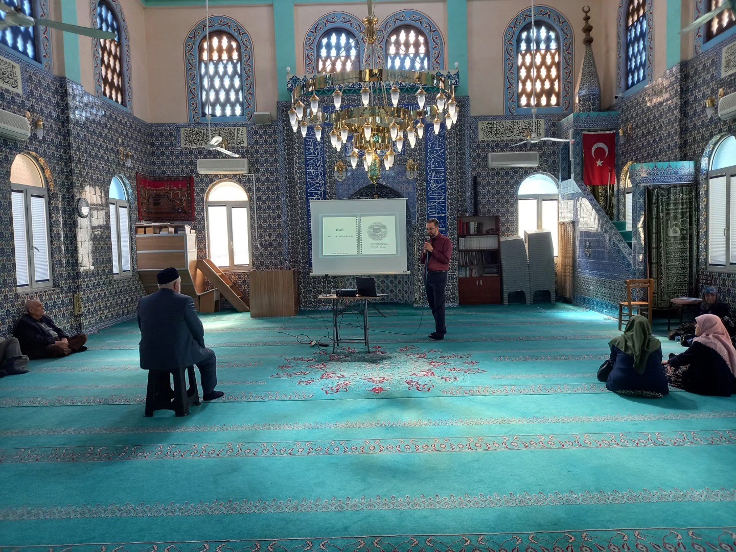 Köşk’te hac yolcularına hazırlık semineri verildi
