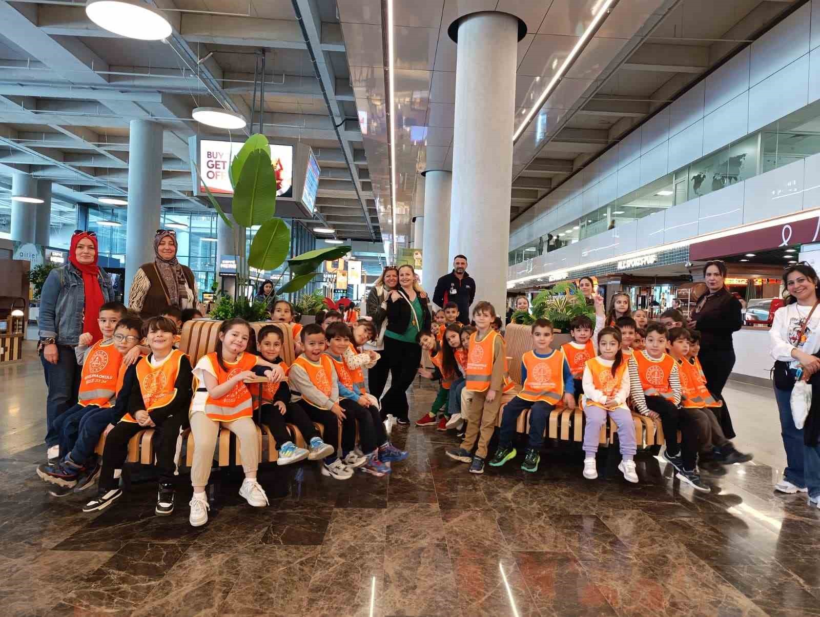 Köyceğiz Anaokulu öğrencileri Dalaman Havalimanı’nı gezdi
