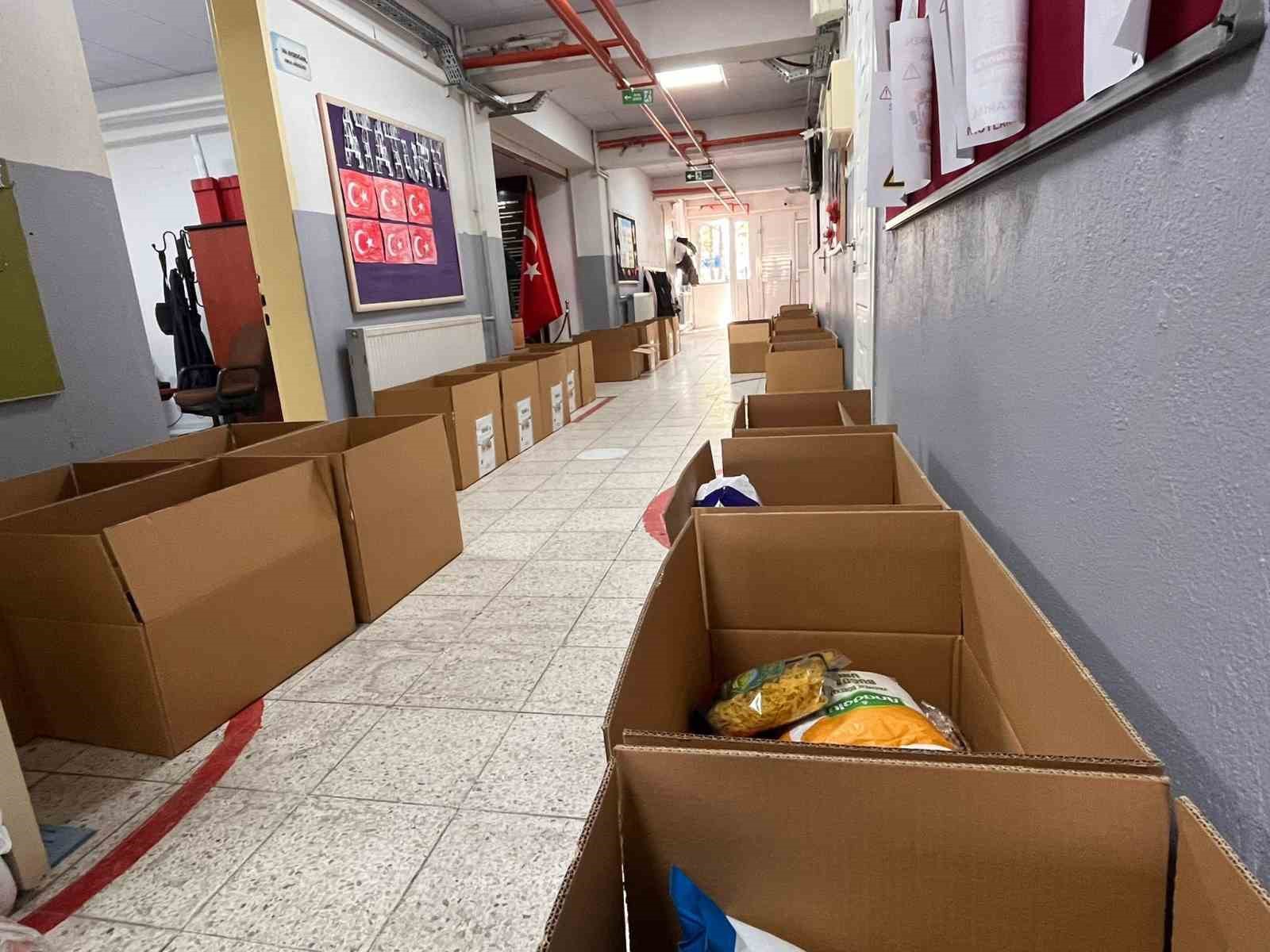 Köyceğiz Atatürk İlkokulu öğrencilerinden örnek kampanya
Köyceğiz Atatürk İlkokulu öğrencilerinden örnek kampanya