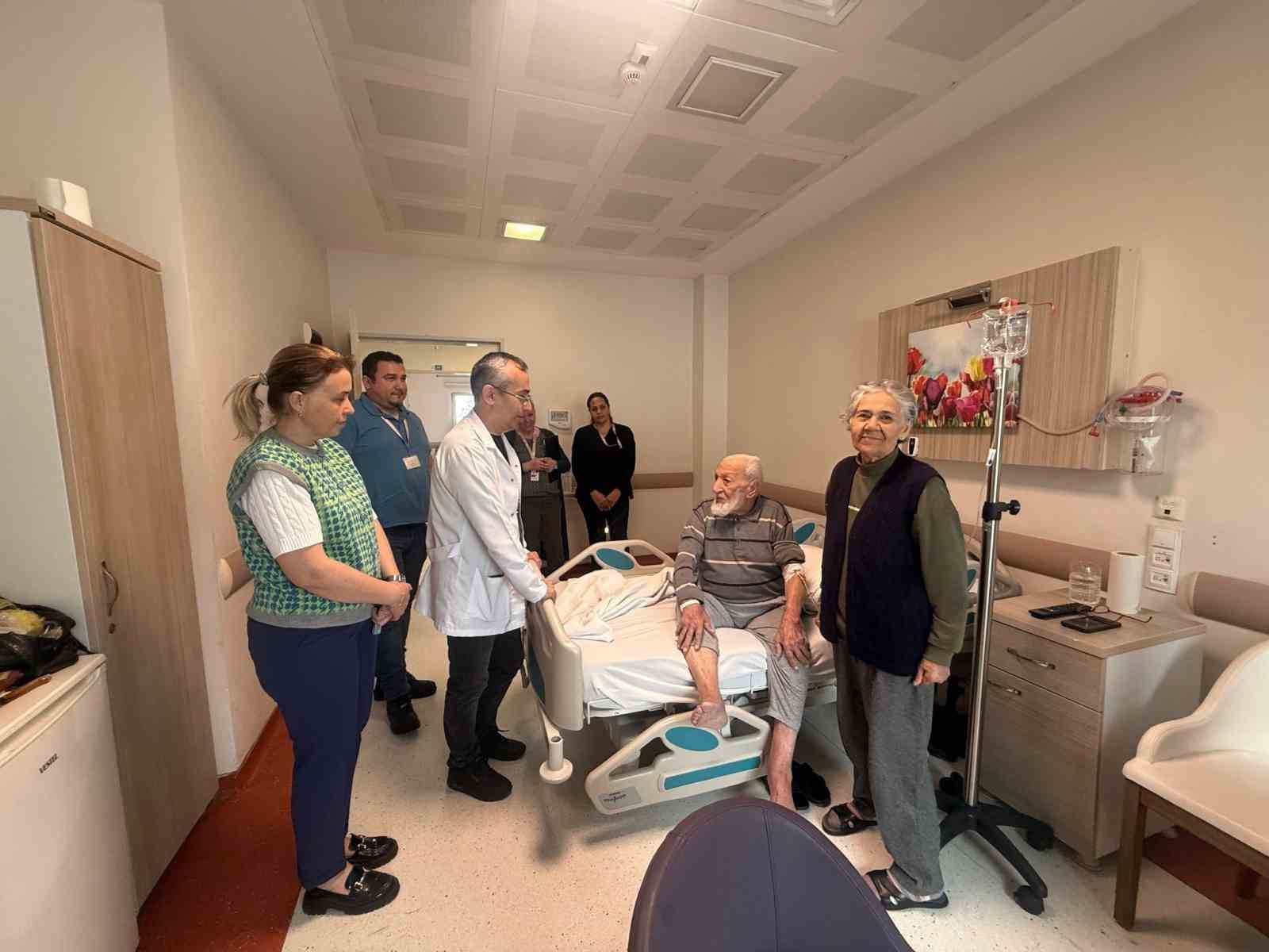 Köyceğiz Devlet Hastanesi’nde tedavi gören hastaların istekleri dinlendi
