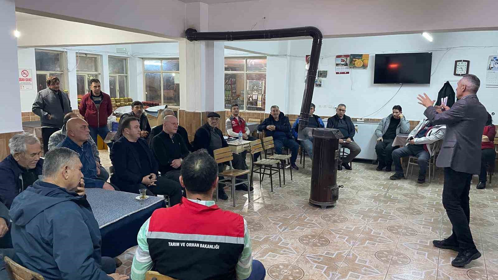 Köyceğiz’de "çiftçi tarla okulu" eğitimi gerçekleştirildi
