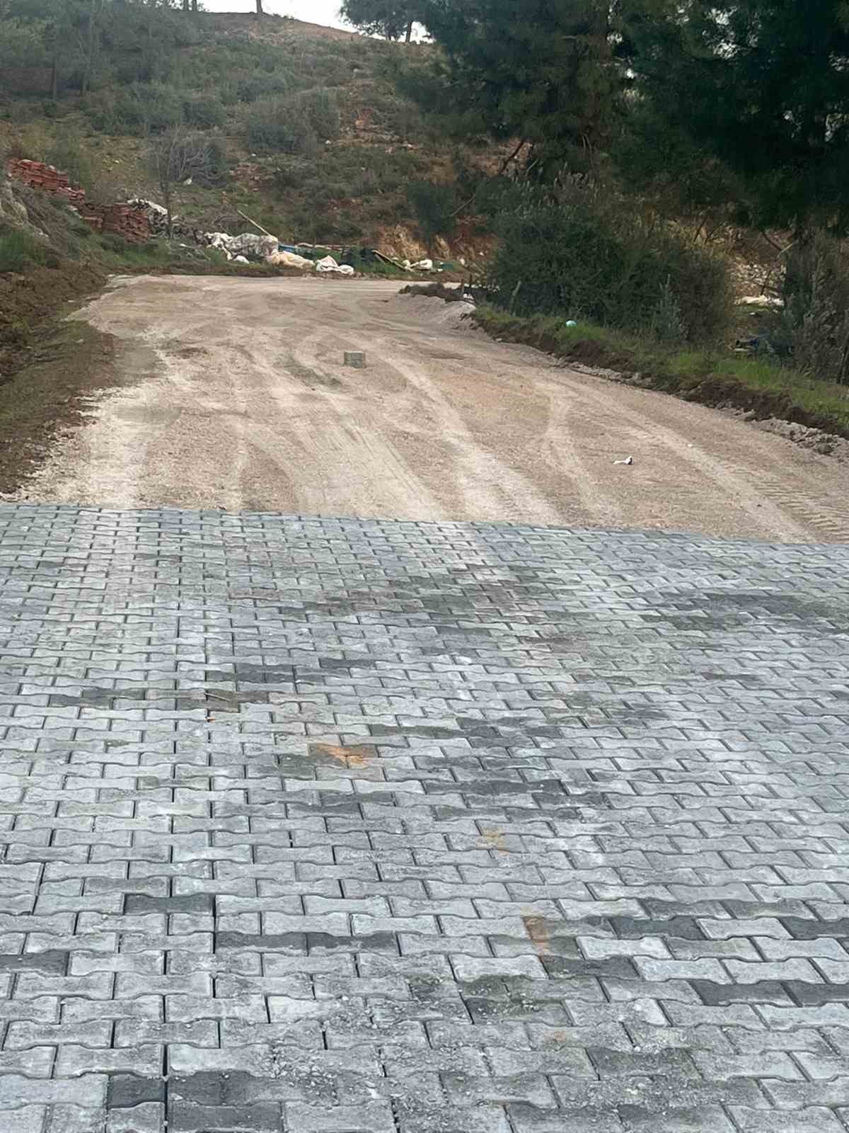 Köyceğiz’in üç mahallesinde parke çalışmaları başladı
