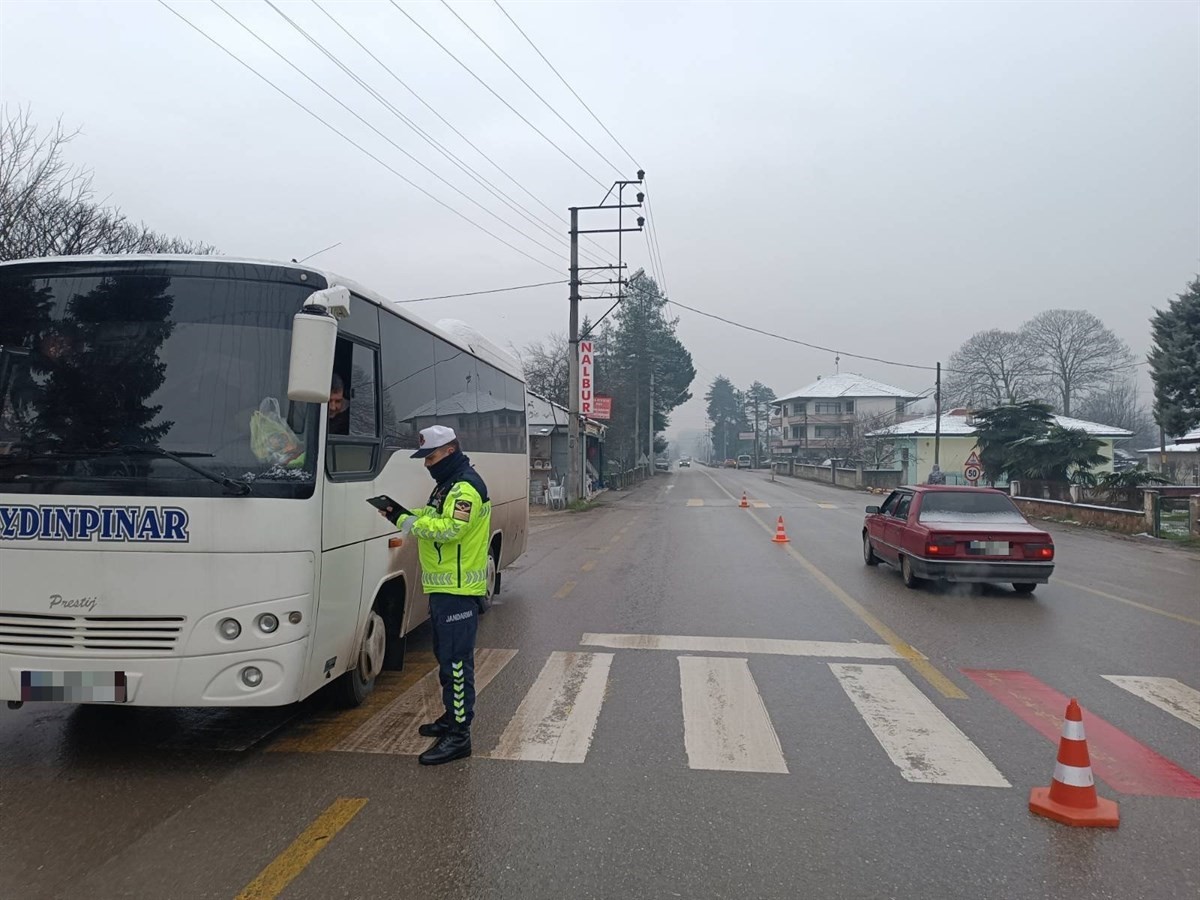 Köylerde 6 bin araç denetlendi
