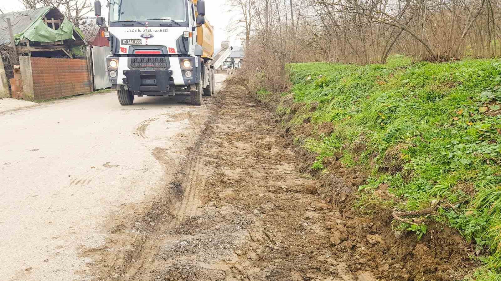 Köylerde kanal çalışmaları devam ediyor
