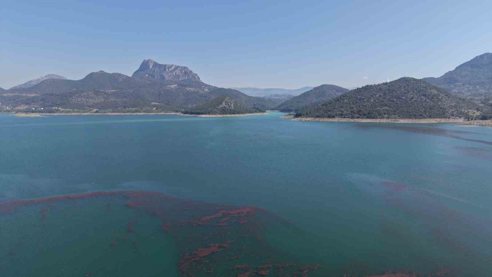 Kozan Barajı doldu: Yağışlarla birlikte doluluk oranı yüzde 60’a yükseldi
Kozan Barajı doldu: Yağışlarla birlikte doluluk oranı yüzde 60’a yükseldi