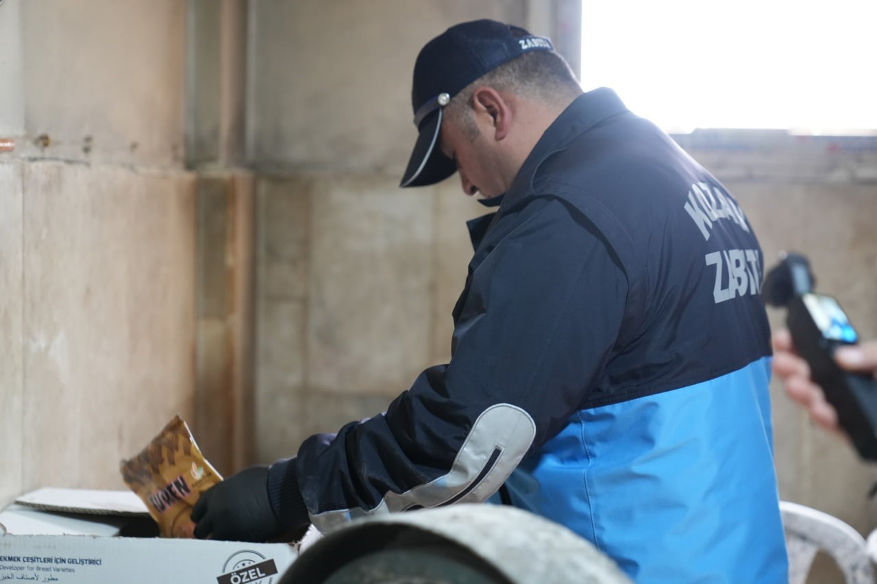 Kozan’da zabıta ekiplerinden bayram denetimi
