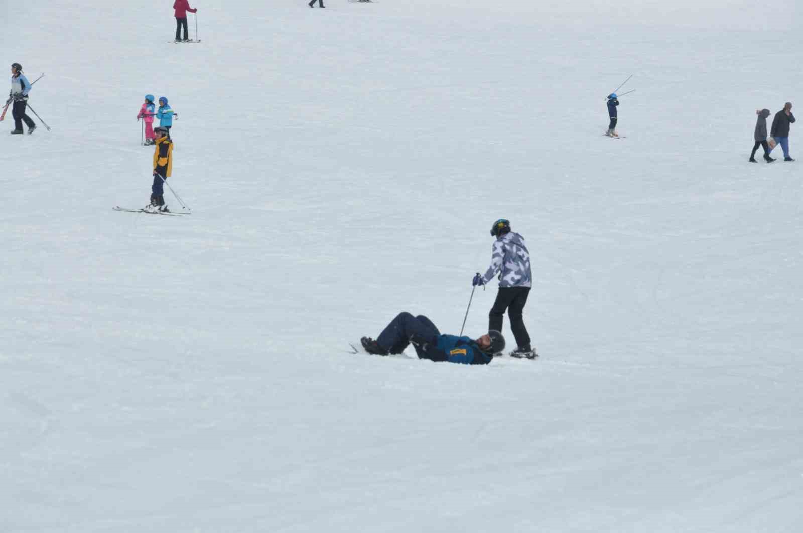 Kristal karın merkezi Sarıkamış’a kayakseverlerden yoğun ilgi
