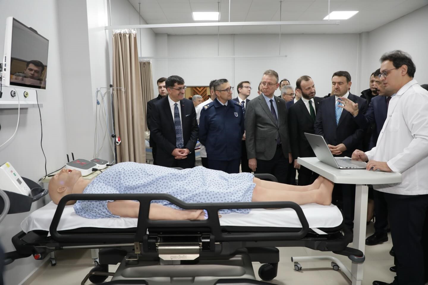 KSBÜ Tıp Fakültesi Simülasyon Merkezi açıldı

