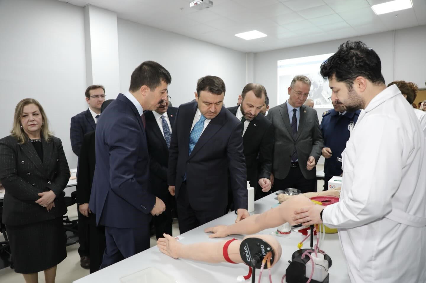 KSBÜ Tıp Fakültesi Simülasyon Merkezi açıldı
