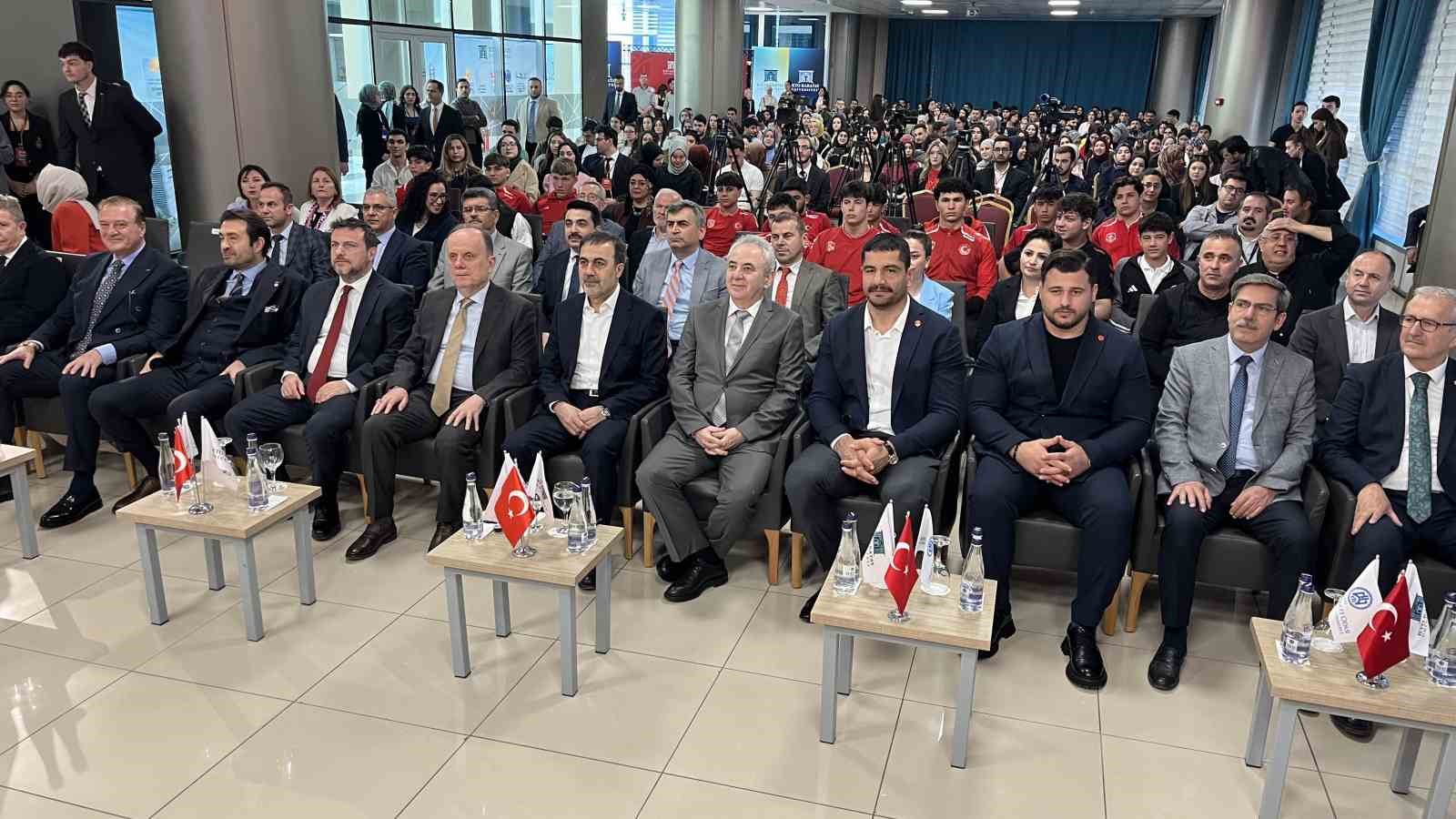 KTO Karatay Üniversitesinde Proaktif Spor Zirvesi başladı
