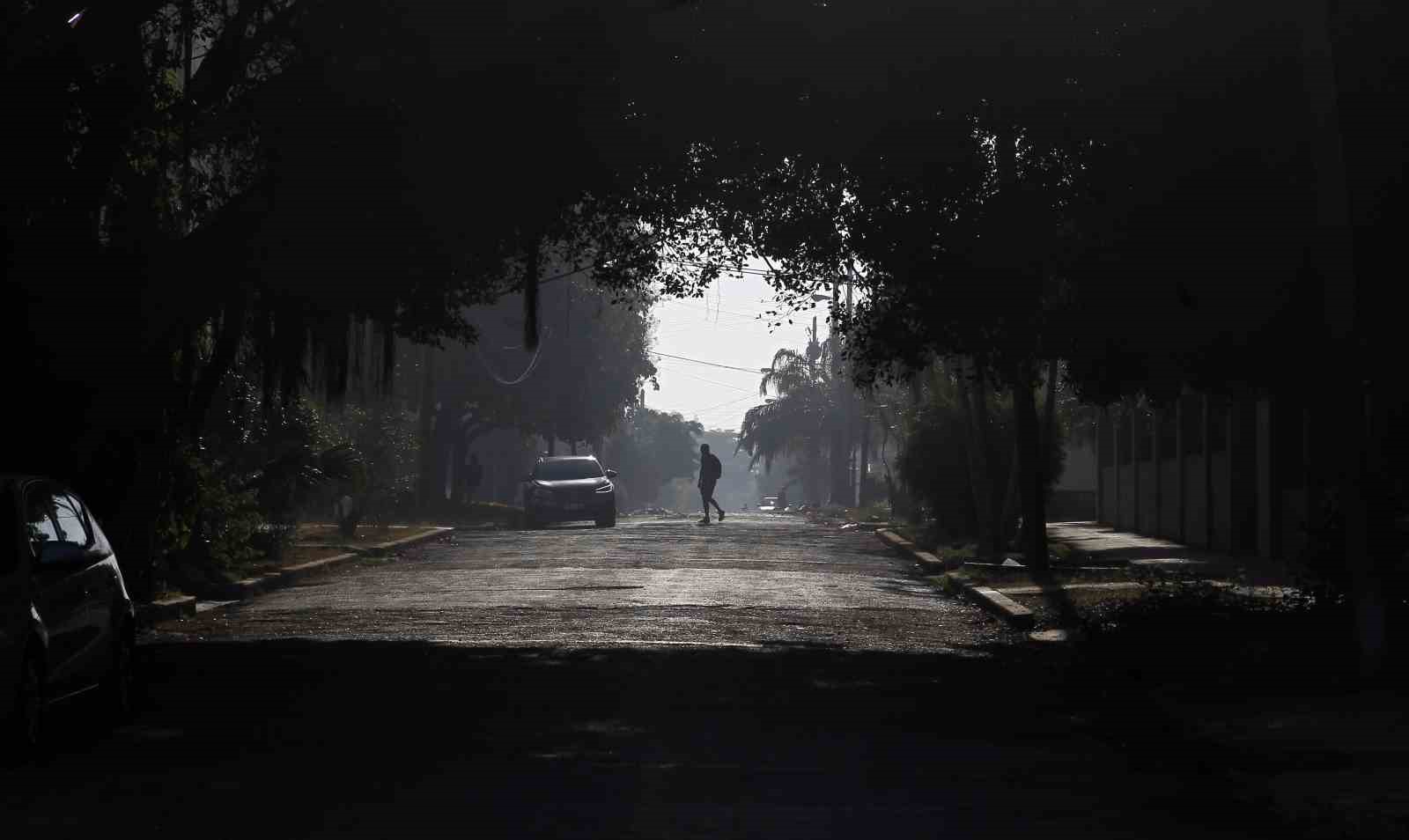 Küba’da şebeke çöktü, milyonlarca kişi elektriksiz kaldı
