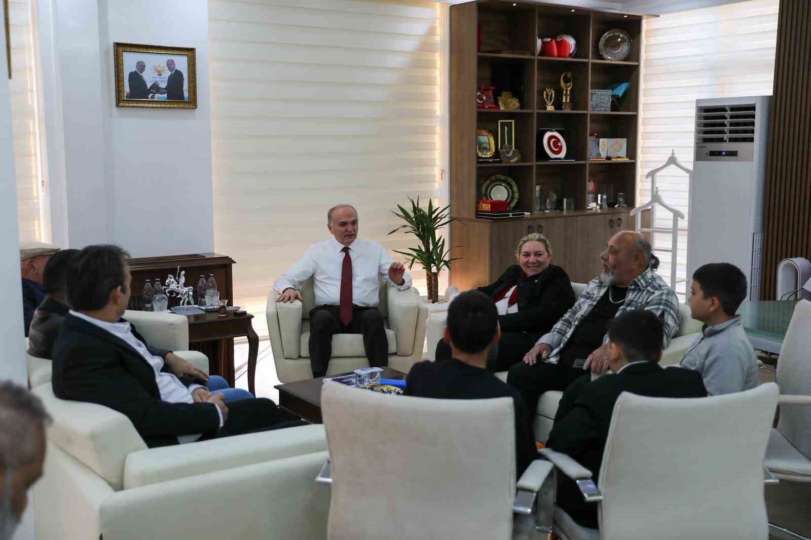 Küçük müzisyenlere Başkandan destek sözü
