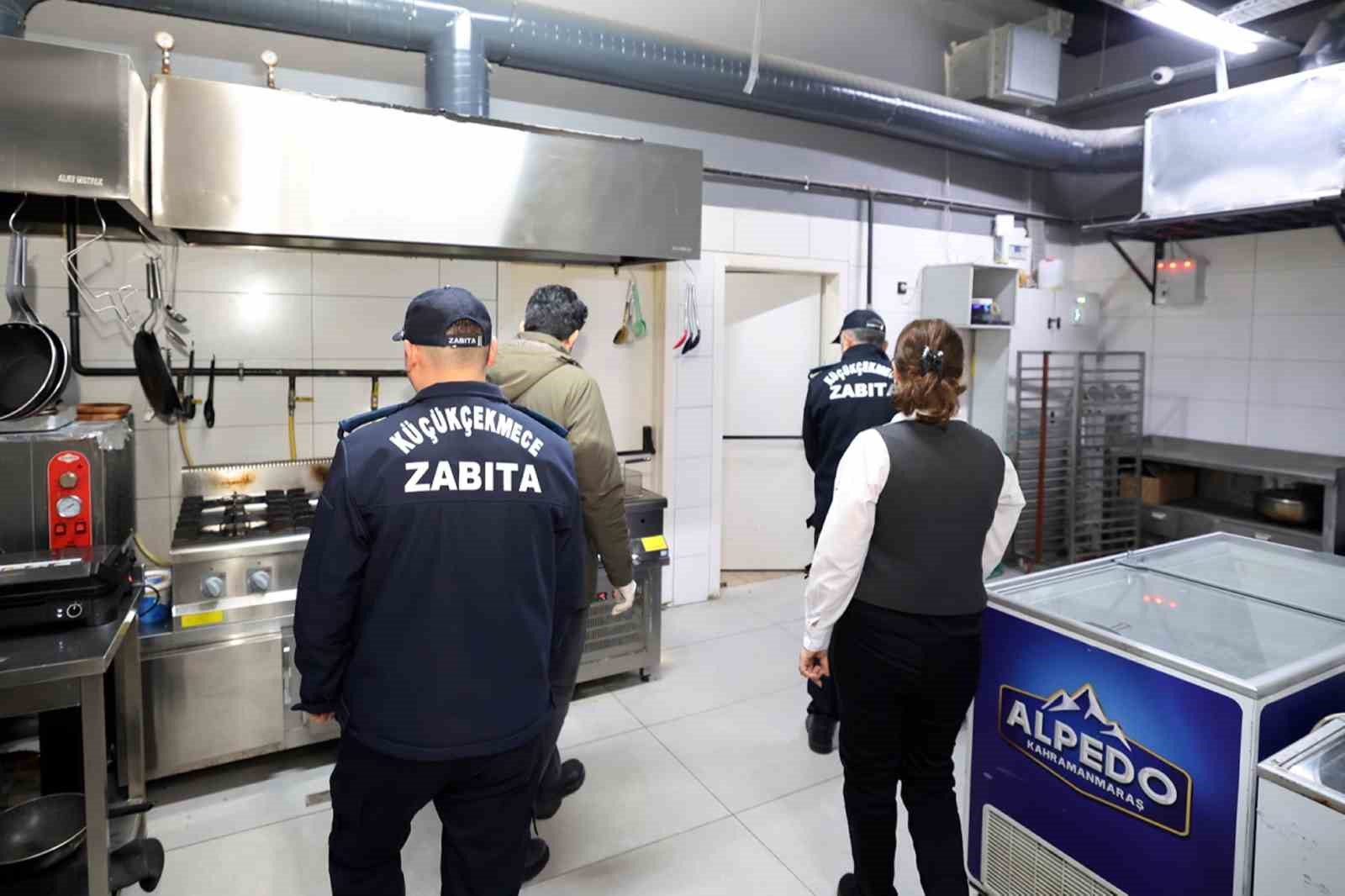 Küçükçekmece Ramazan ayına hazır
