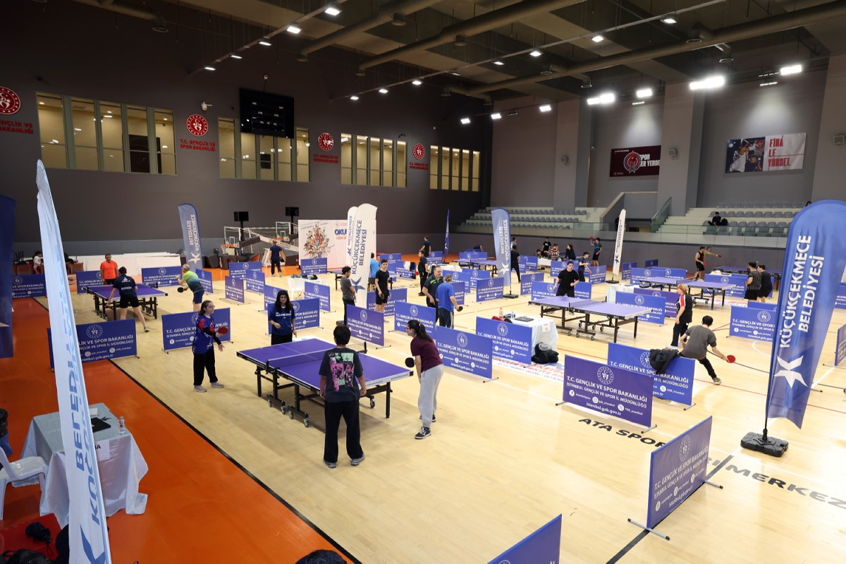 Küçükçekmece’de 2. Geleneksel Açık Masa Tenisi Turnuvası’nda 285 sporcu yarıştı
