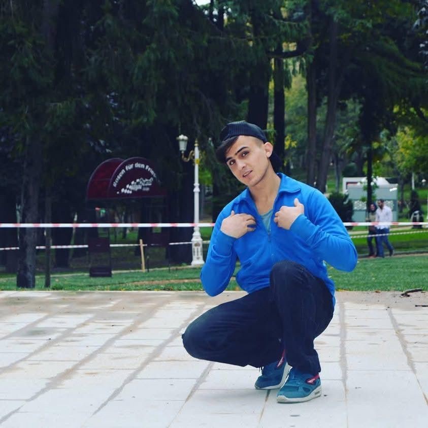 Küçükçekmece’de 2 kişinin hayatını kaybettiği olaya ilişkin silah sesleri kameraya yansıdı
Küçükçekmece’de 2 kişinin hayatını kaybettiği olaya ilişkin silah sesleri kameraya yansıdı