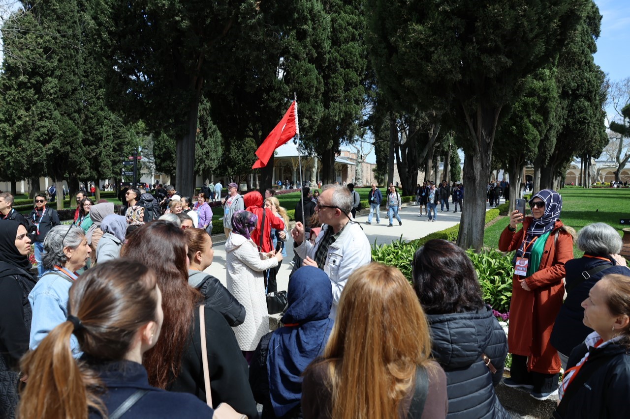 Küçükçekmece’de kültür ve sanat gezileri devam ediyor
