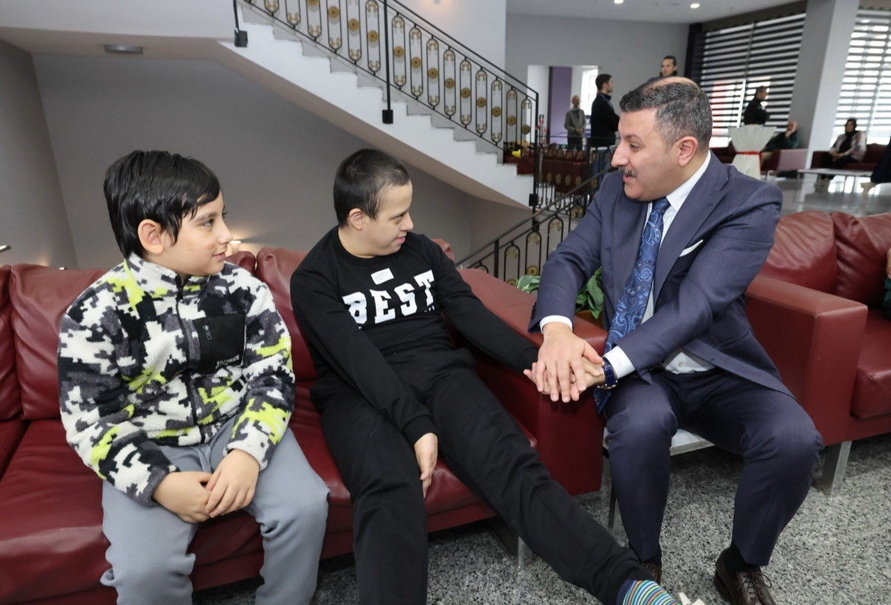 Küçükçekmece’de "Sevgi İzi Projesi" ile özel bireyler güvende
