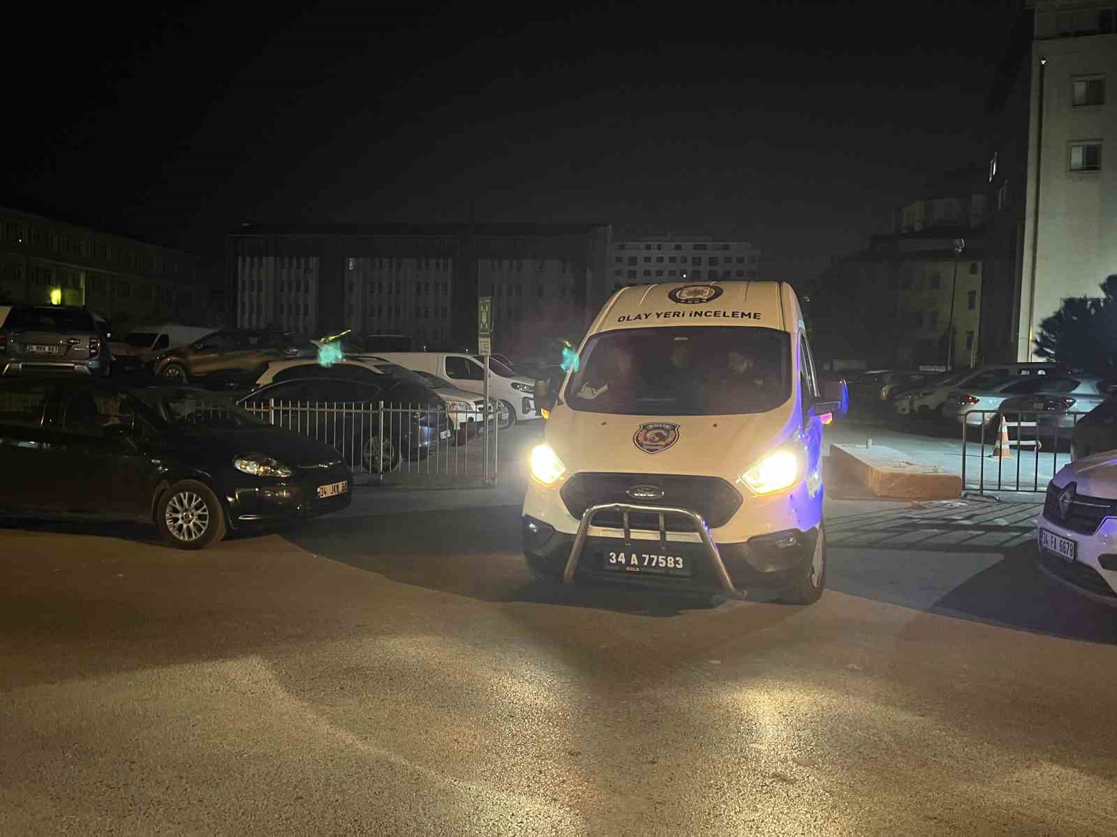 Küçükçekmece’de silahlı saldırı: 2 yaralı
