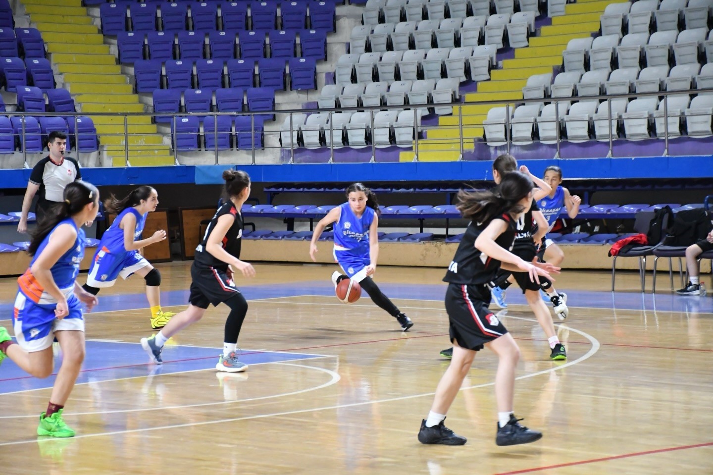 Küçükler basketbol grup müsabakaları başladı
