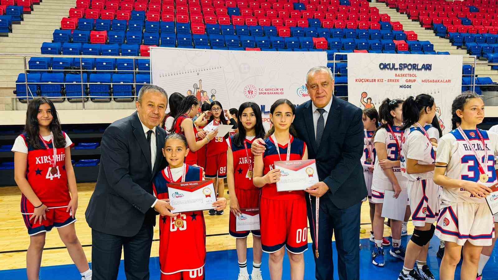 Küçükler Basketbol Grup Müsabakaları heyecan sona erdi
