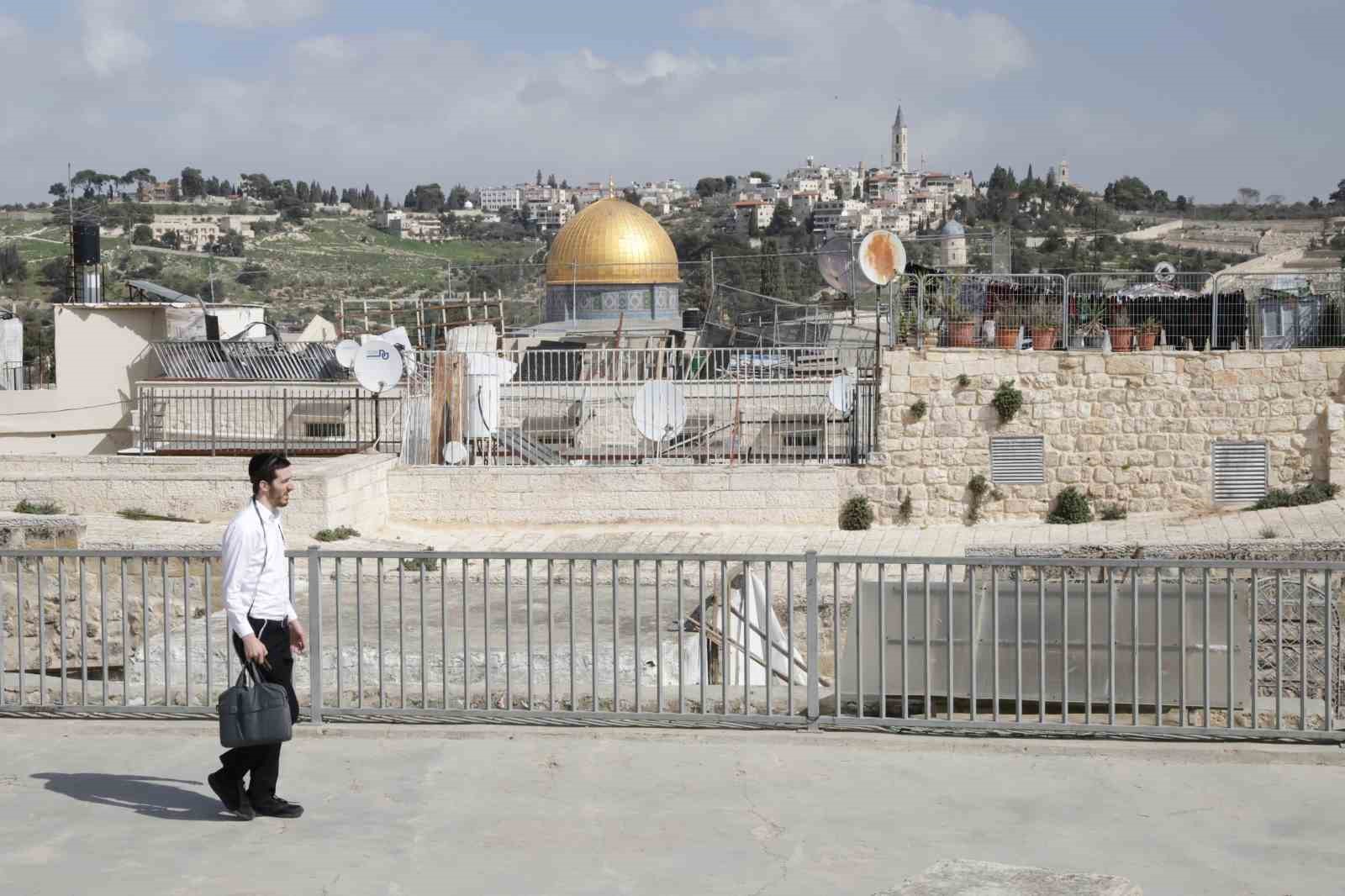 Kudüs’te Ramazan bu yıl sessiz başladı: Süslemeler yasak, ibadetler kısıtlı
