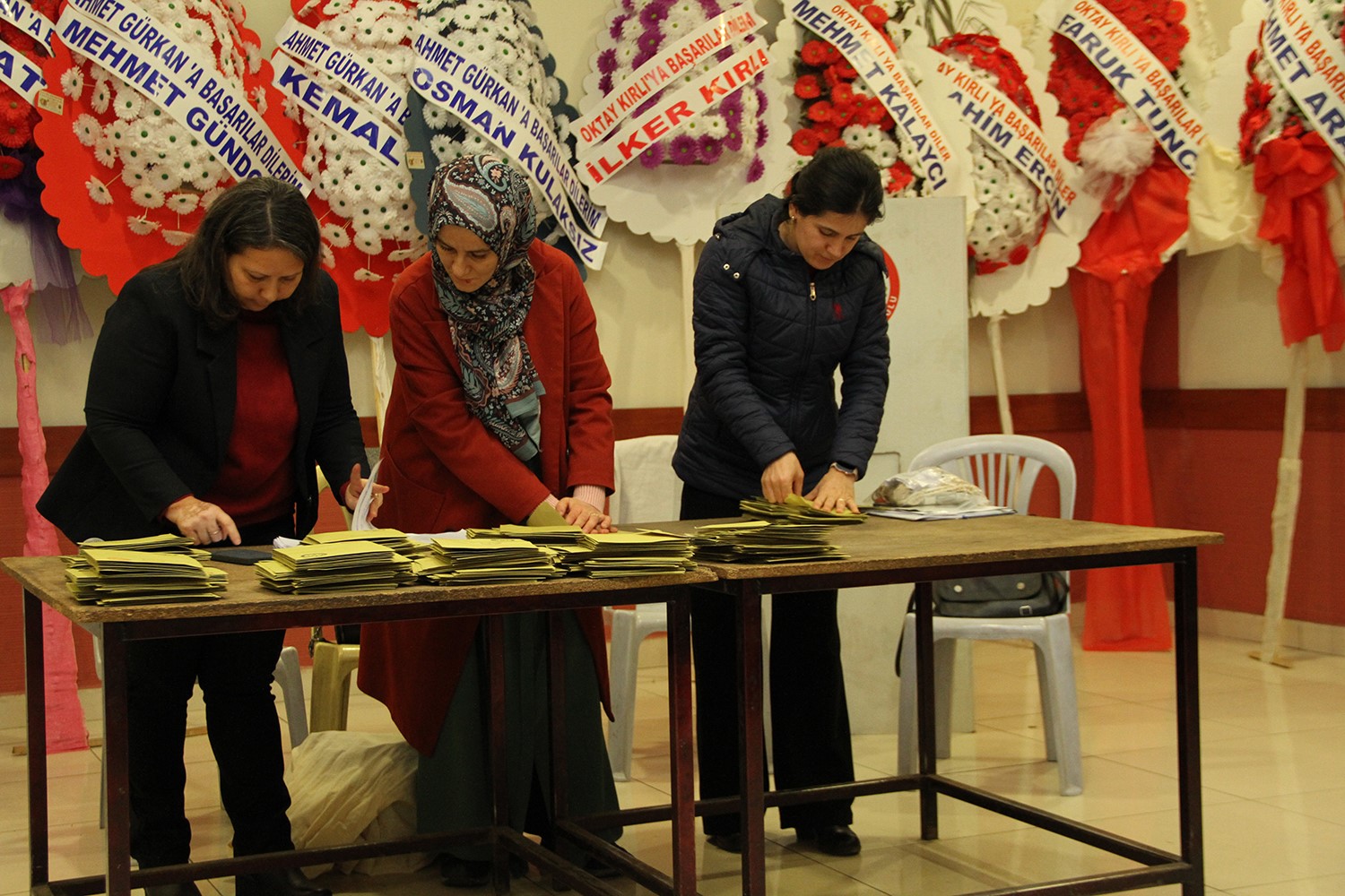 Kula Şoförler Odası’nda Başkan Kırlı güven tazeledi

