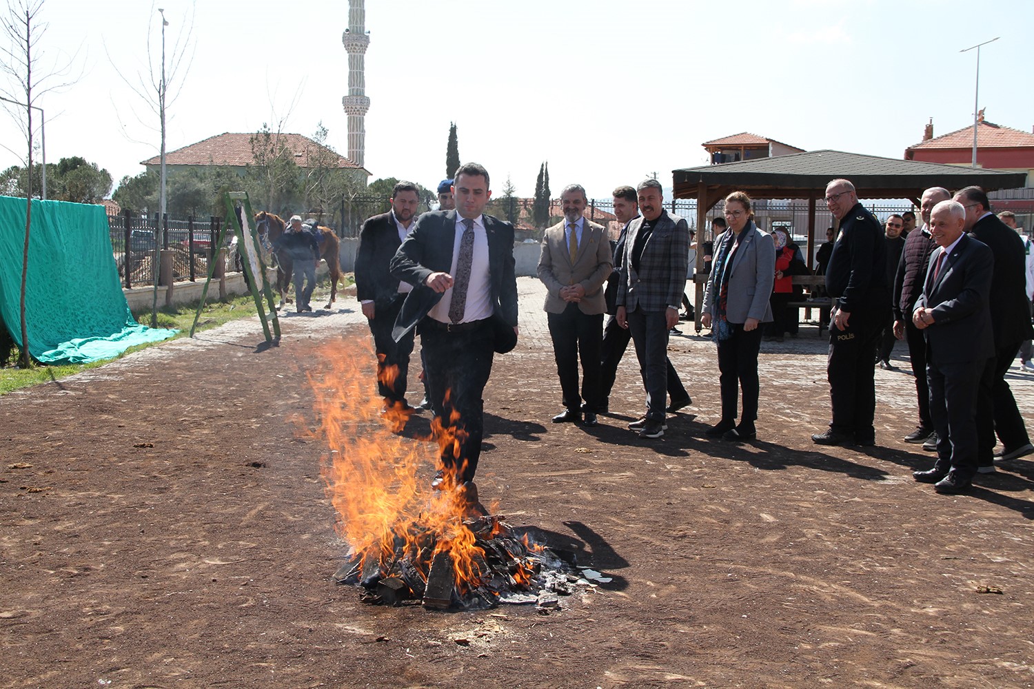 Kula’da nevruz bayramı kutlandı
