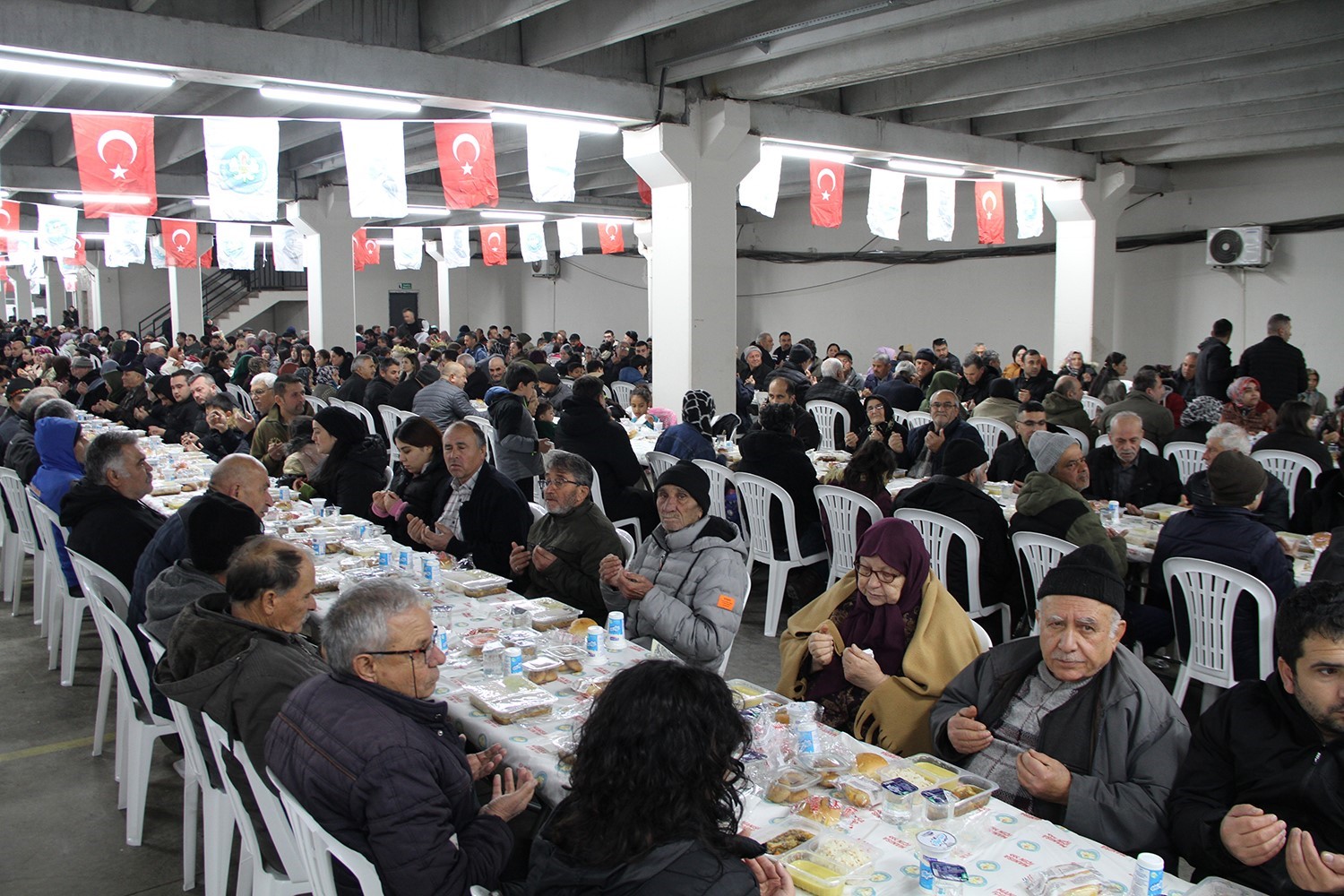 Kula’da Ramazan’ın manevi iklimi yaşandı
