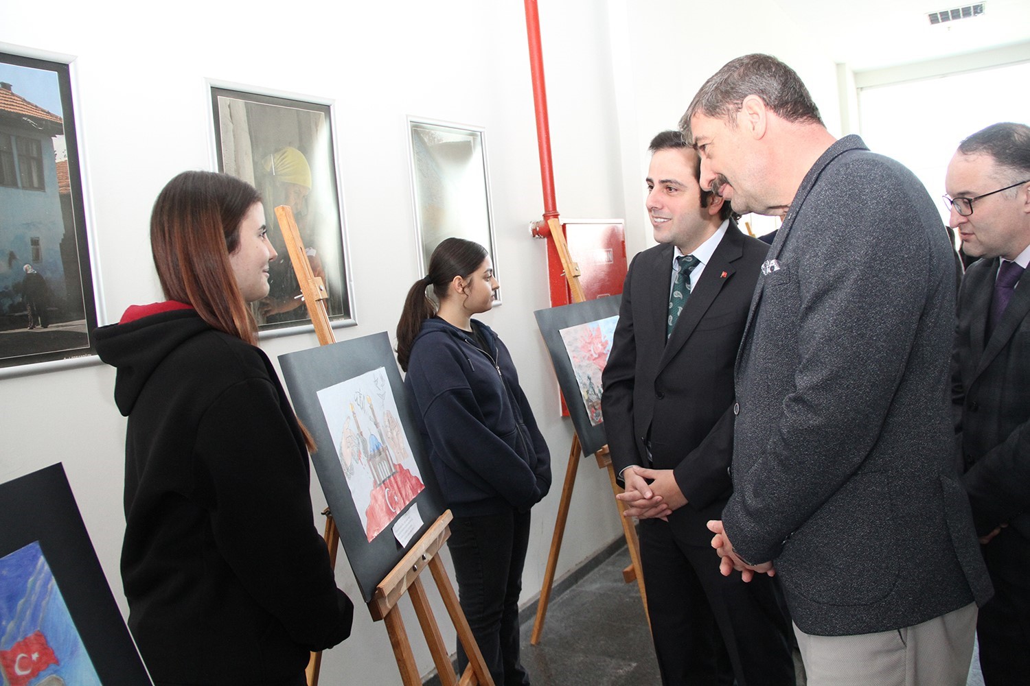 Kula’daki anma programı duygu dolu anlar yaşattı
