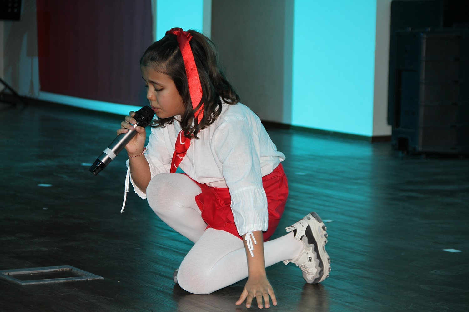 Kula’daki anma programı duygu dolu anlar yaşattı
