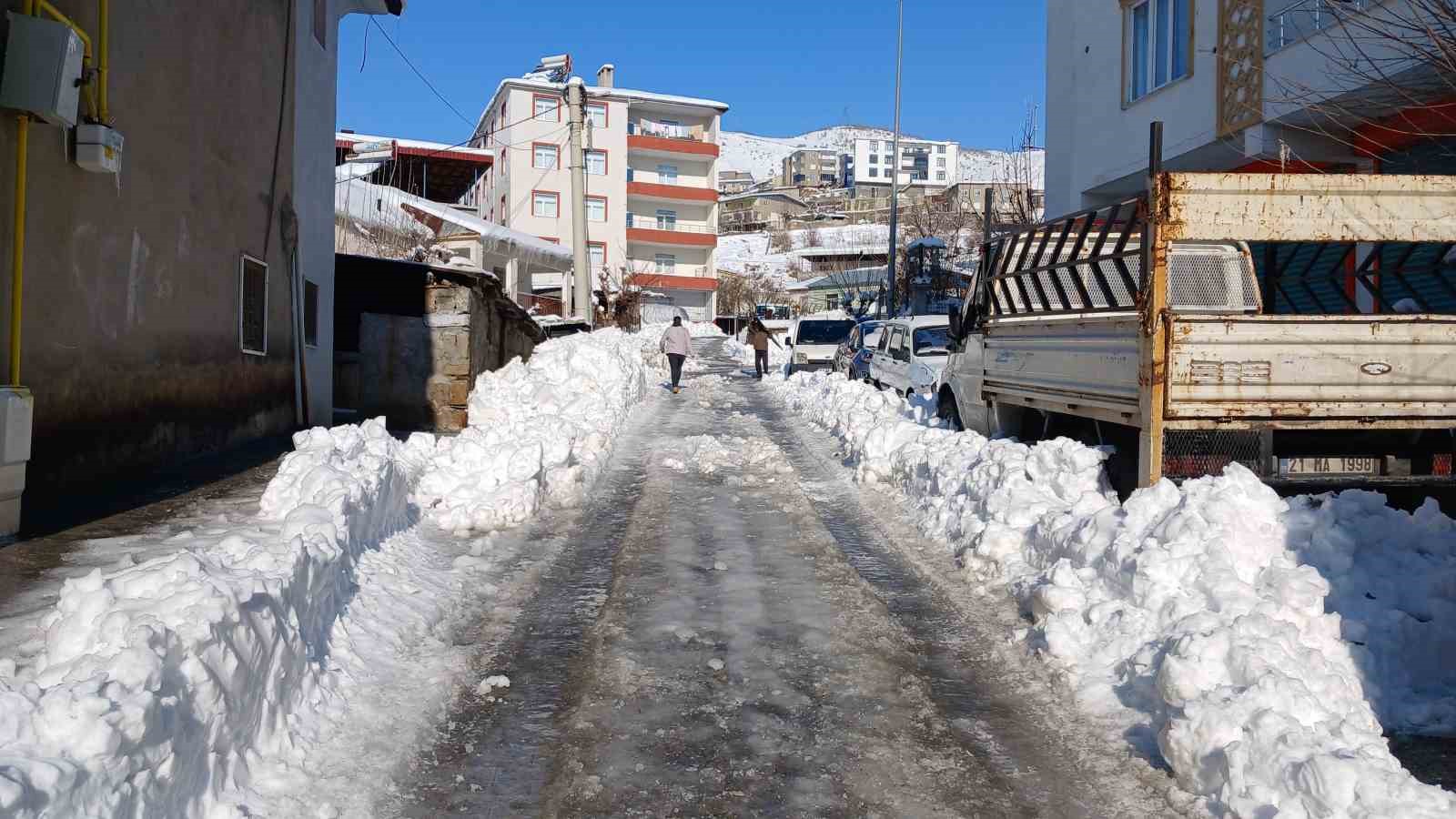 Kulp’ta taşımalı okullar tatil
