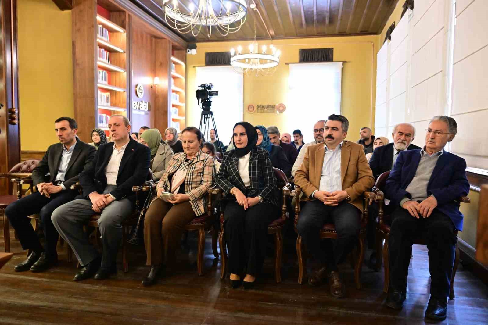 Kültür politikaları Yıldırım’da ele alındı
Kültür politikaları Yıldırım’da ele alındı