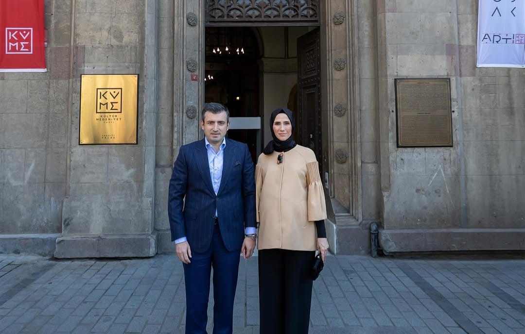 KÜME Mütevelli Heyeti Başkanı Selçuk Bayraktar: "Medeniyet mücadelemizi sanatın aydınlığıyla yeni bir menzile ulaştırıyoruz"
