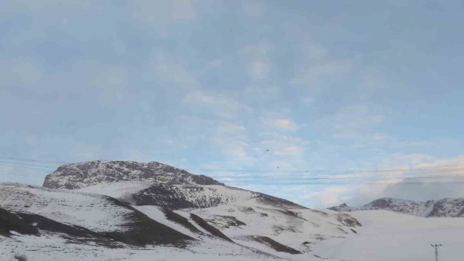 Kümülüs bulutları Van semalarında görsel şölen sundu
